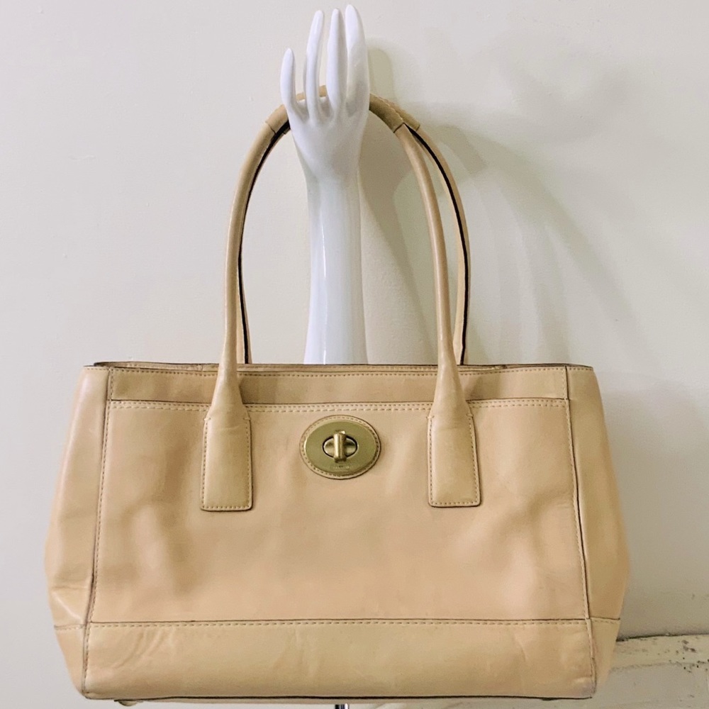 Y2K Coach Madeline Leather Shoulder Bag